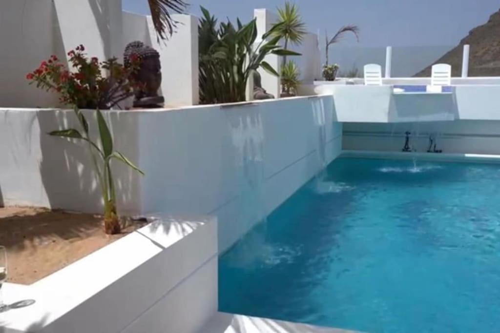 Gezellige Villa Met Prachtig Zicht En Zwembad Arona  Exterior photo